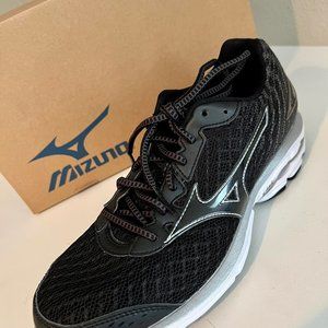 Mizuno *NEW* Wave Rider Women 9